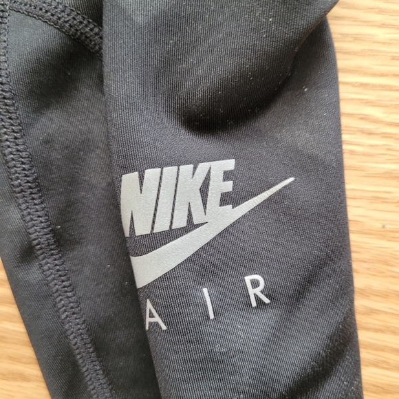 2/$35 NWOT Nike leggings - Picture 3 of 5